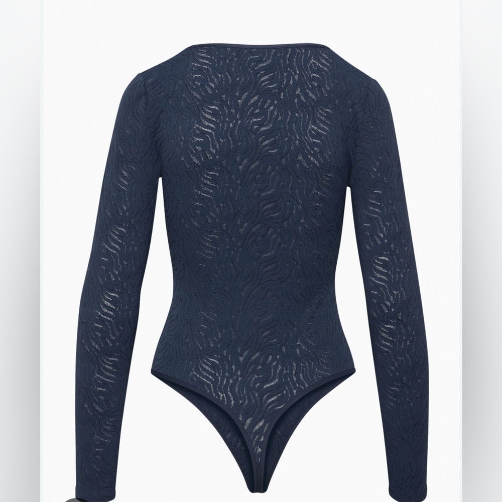 BABATON  Shapelace Crew Longsleeve Bodysuit size M